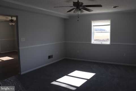 20 CAVALAND TERRACE, SHEPHERDSTOWN, WV 25443