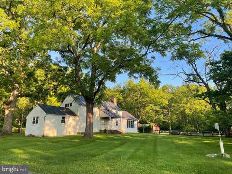 3671 HALFWAY ROAD, THE PLAINS, VA 20198