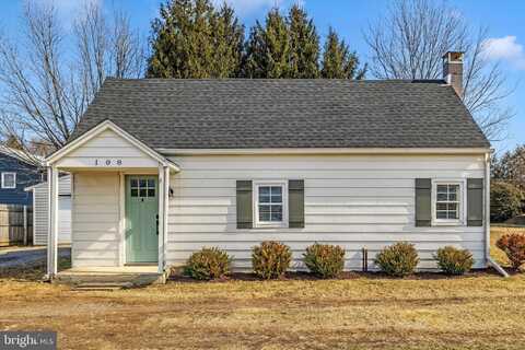 108 GEISER AVENUE, WAYNESBORO, PA 17268