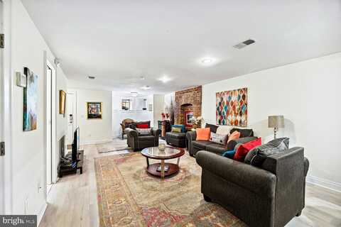 1316 W NW, WASHINGTON, DC 20009