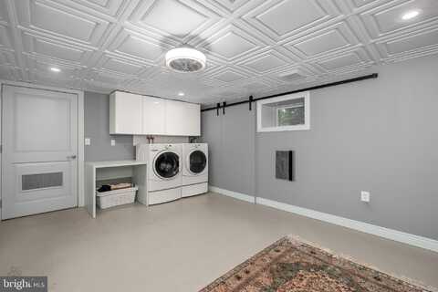 795 S DELAWARE DRIVE, EASTON, PA 18042