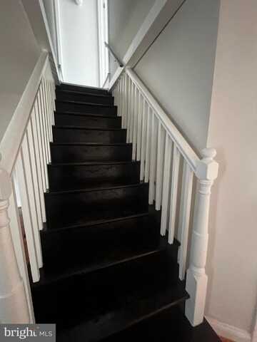 421 E MECHANIC STREET, PHILADELPHIA, PA 19144