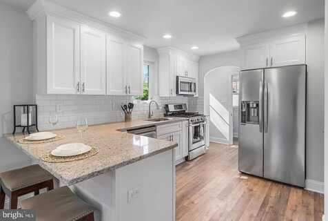 5105 TOWNSHIP LINE ROAD, DREXEL HILL, PA 19026