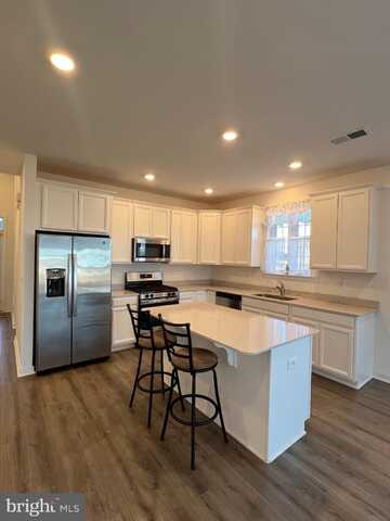 17 SARATOGA, NEW EGYPT, NJ 08533