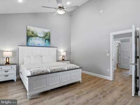 215 FAIRGATE ROAD, MC HENRY, MD 21541