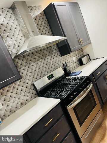 2903 CLIFTON AVENUE, BALTIMORE, MD 21216