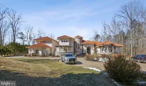 8606 CATHEDRAL FOREST DRIVE, FAIRFAX STATION, VA 22039