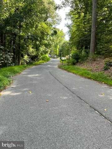 8202 SYCAMORE ROAD, LUSBY, MD 20657