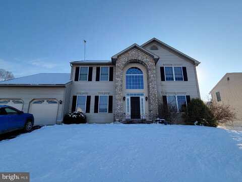 3310 PEQUOT DRIVE, SINKING SPRING, PA 19608