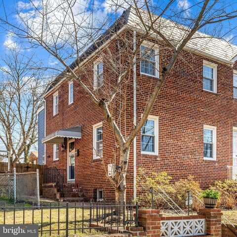 125 46TH PLACE NE, WASHINGTON, DC 20019