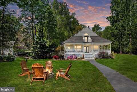 326 ANNA HIGHVIEW, BUMPASS, VA 23024