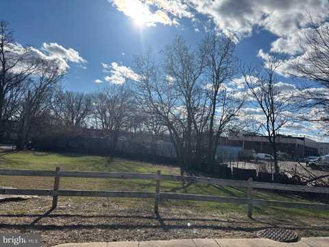 2548 W DIAMOND STREET, PHILADELPHIA, PA 19121