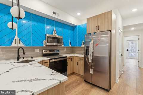 601 N 34TH STREET, PHILADELPHIA, PA 19104
