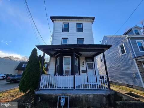 450 POND STREET, BRISTOL, PA 19007