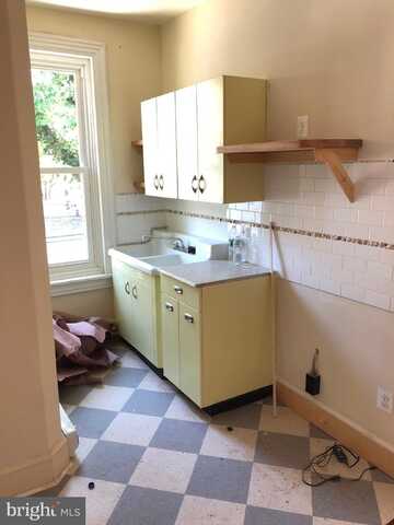 114 W APSLEY STREET, PHILADELPHIA, PA 19144