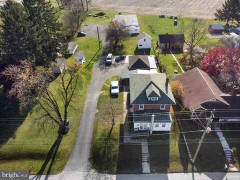 5026 LINCOLN HIGHWAY W, THOMASVILLE, PA 17364