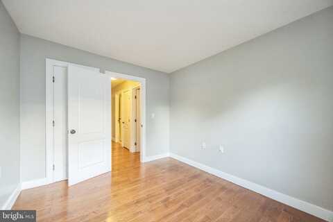 27 WILSON STREET, LAMBERTVILLE, NJ 08530