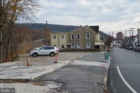 443 PINE STREET, TAMAQUA, PA 18252