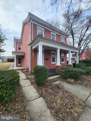 48 W PENN AVENUE, ROBESONIA, PA 19551