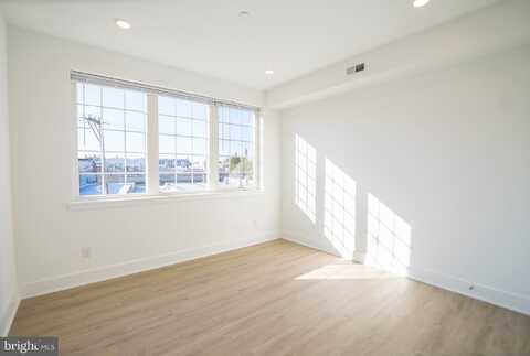 1324 FRANKFORD AVENUE, PHILADELPHIA, PA 19125