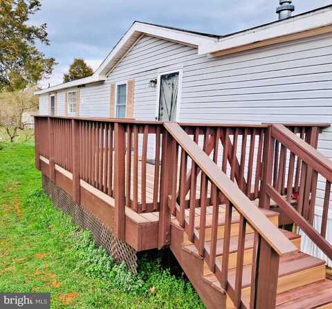 7407 PEPPERTREE LANE, MANASSAS PARK, VA 20111