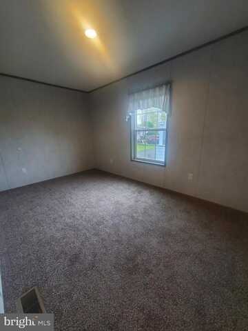 5400 LINCOLN WAY E, FAYETTEVILLE, PA 17222