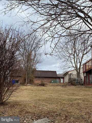 651 WALNUT STREET, POTTSTOWN, PA 19464