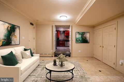 706 S WASHINGTON SQUARE, PHILADELPHIA, PA 19106