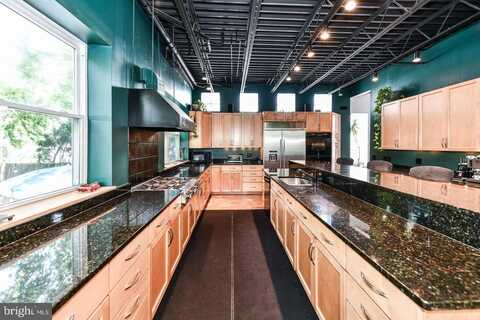 2222 N EMERSON STREET, ARLINGTON, VA 22207