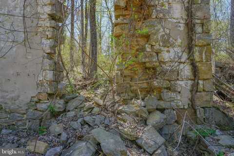 0 S PARK AVENUE, MERTZTOWN, PA 19539