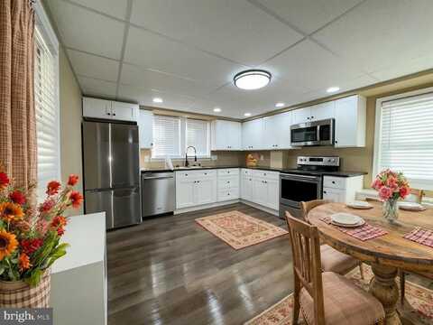 37 CHESTNUT STREET, CRESSONA, PA 17929