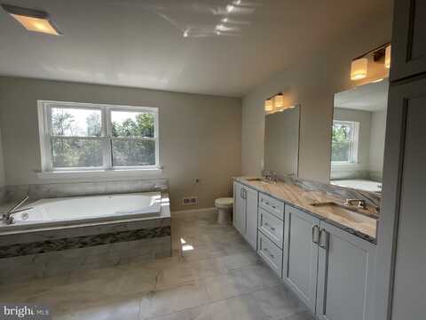 2059 SUNRISE DRIVE, COOPERSBURG, PA 18036