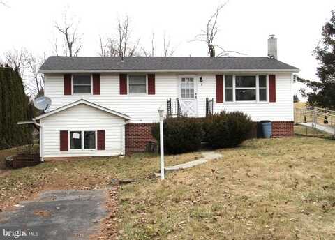 8 GRANT COVE, EAST BERLIN, PA 17316