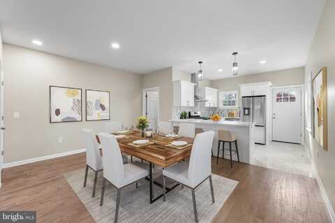 32 WEST STREET, BORDENTOWN, NJ 08505