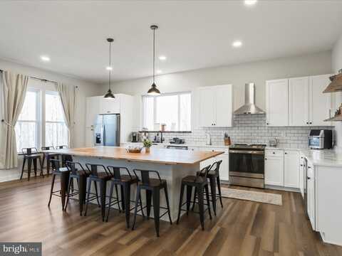 115 MOUNTAIN TOP LANE, NEW MARKET, VA 22844