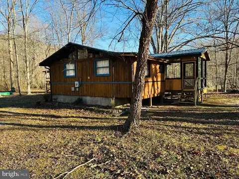 8 DEW DROP LANE, GREAT CACAPON, WV 25422