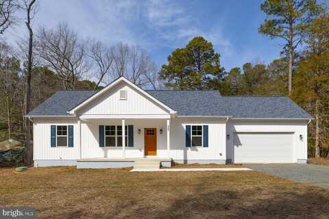 157 NORTH GLEBE ROAD, MONTROSS, VA 22520