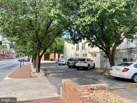 1 N BRADDOCK STREET, WINCHESTER, VA 22601