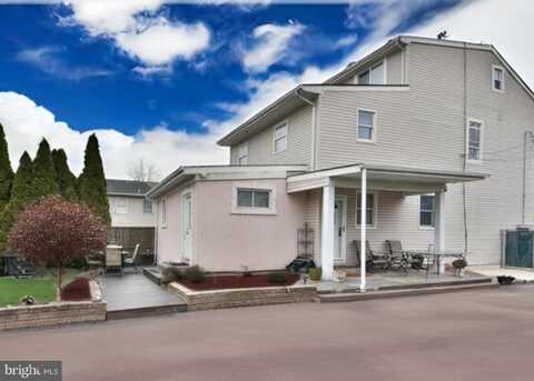 816 MULBERRY STREET, TRENTON, NJ 08638