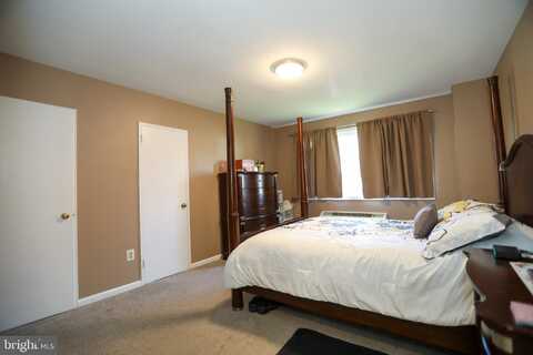 1830 COLUMBIA PIKE S, ARLINGTON, VA 22204