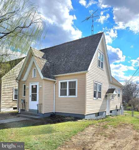 610 E MOLER AVENUE, MARTINSBURG, WV 25404