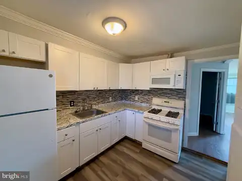 4802 BEAVER DAM ROAD, BRISTOL, PA 19007