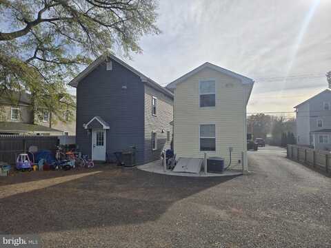 13 E MILLBROOKE AVENUE, WOODSTOWN, NJ 08098