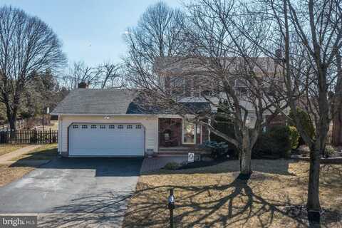 5 CARTY DRIVE, BORDENTOWN, NJ 08505