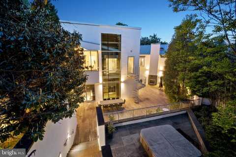 2815 WOODLAND DRIVE NW, WASHINGTON, DC 20008
