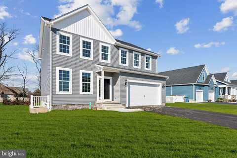 1411 MAPLE LANE, HANOVER, PA 17331