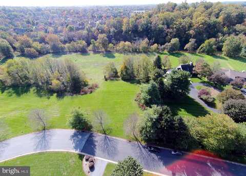 1339 BEACONFIELD LANE, LANCASTER, PA 17601