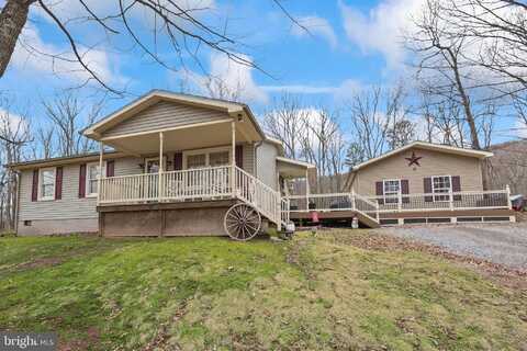 238 GUINEVERE DRIVE, HEDGESVILLE, WV 25427