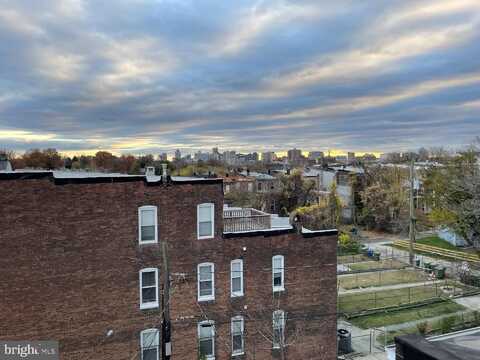 733 E 22ND STREET, BALTIMORE, MD 21218