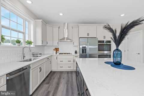 1153 CHARLESTON CIRCLE, DOVER, DE 19904